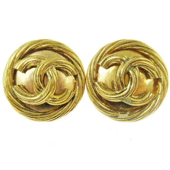 CHANEL CC Logos Button Motif Earrings Gold-Tone Cl - Picture 1 of 6